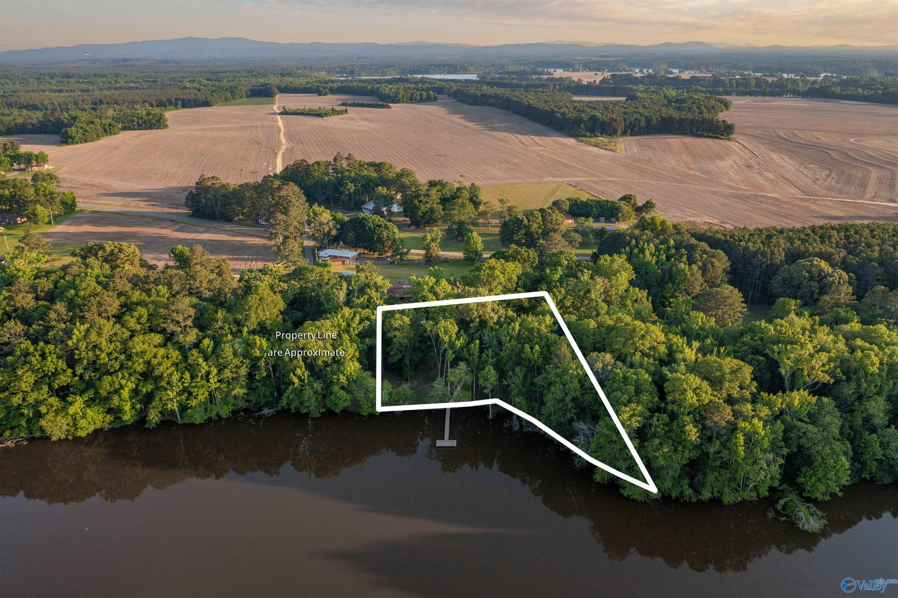 17207 County Road 22