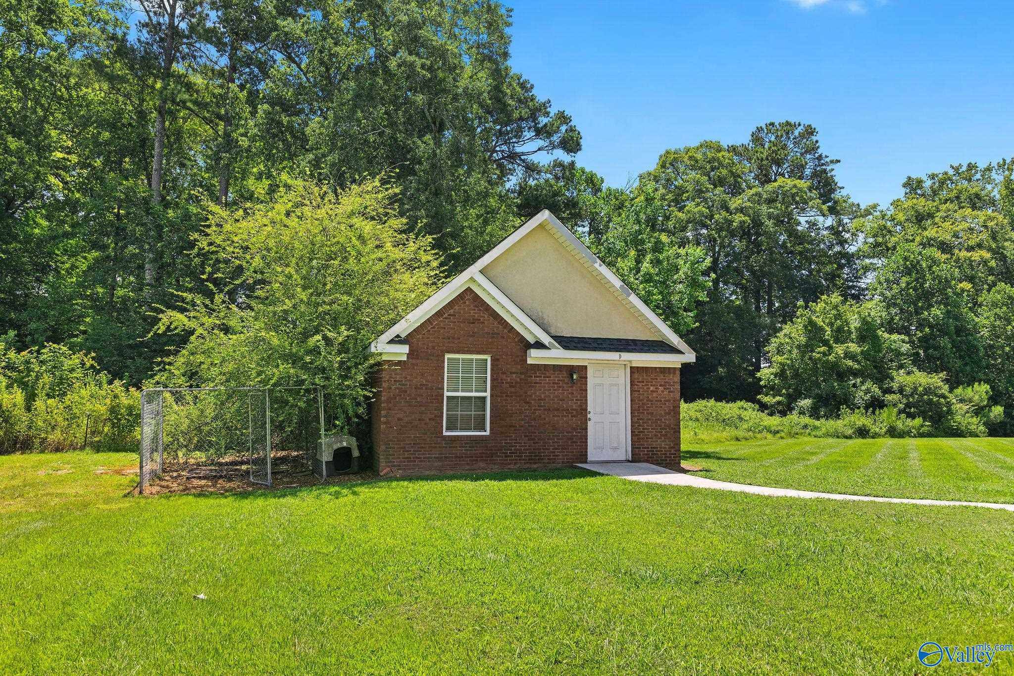 92 Garmon Road