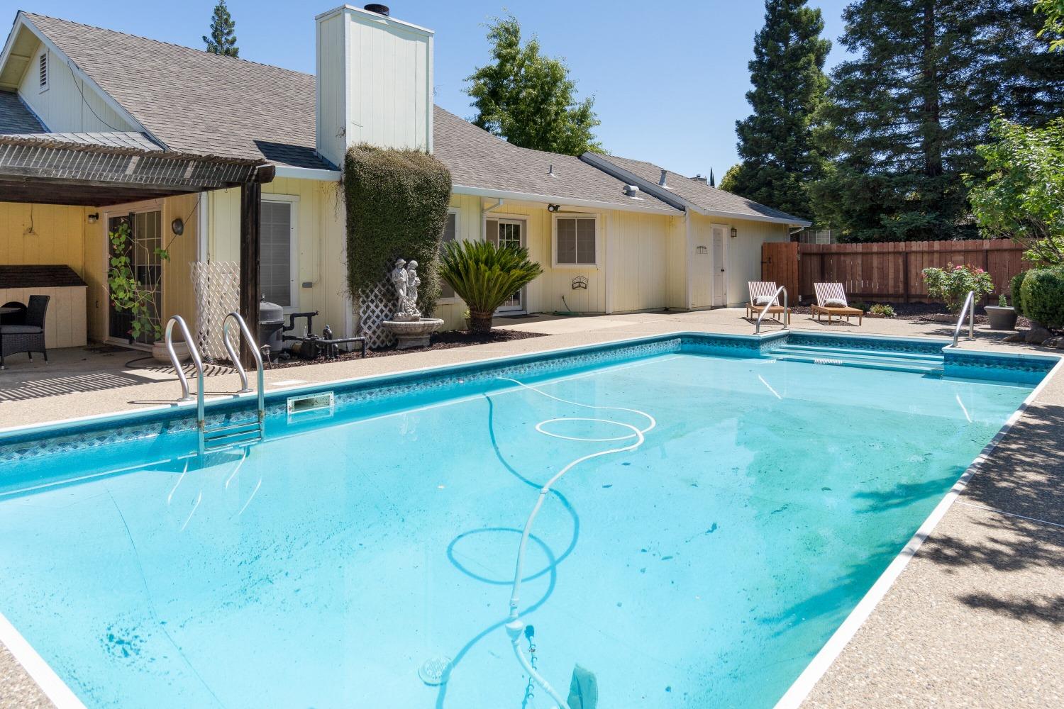 5646 Miners Circle