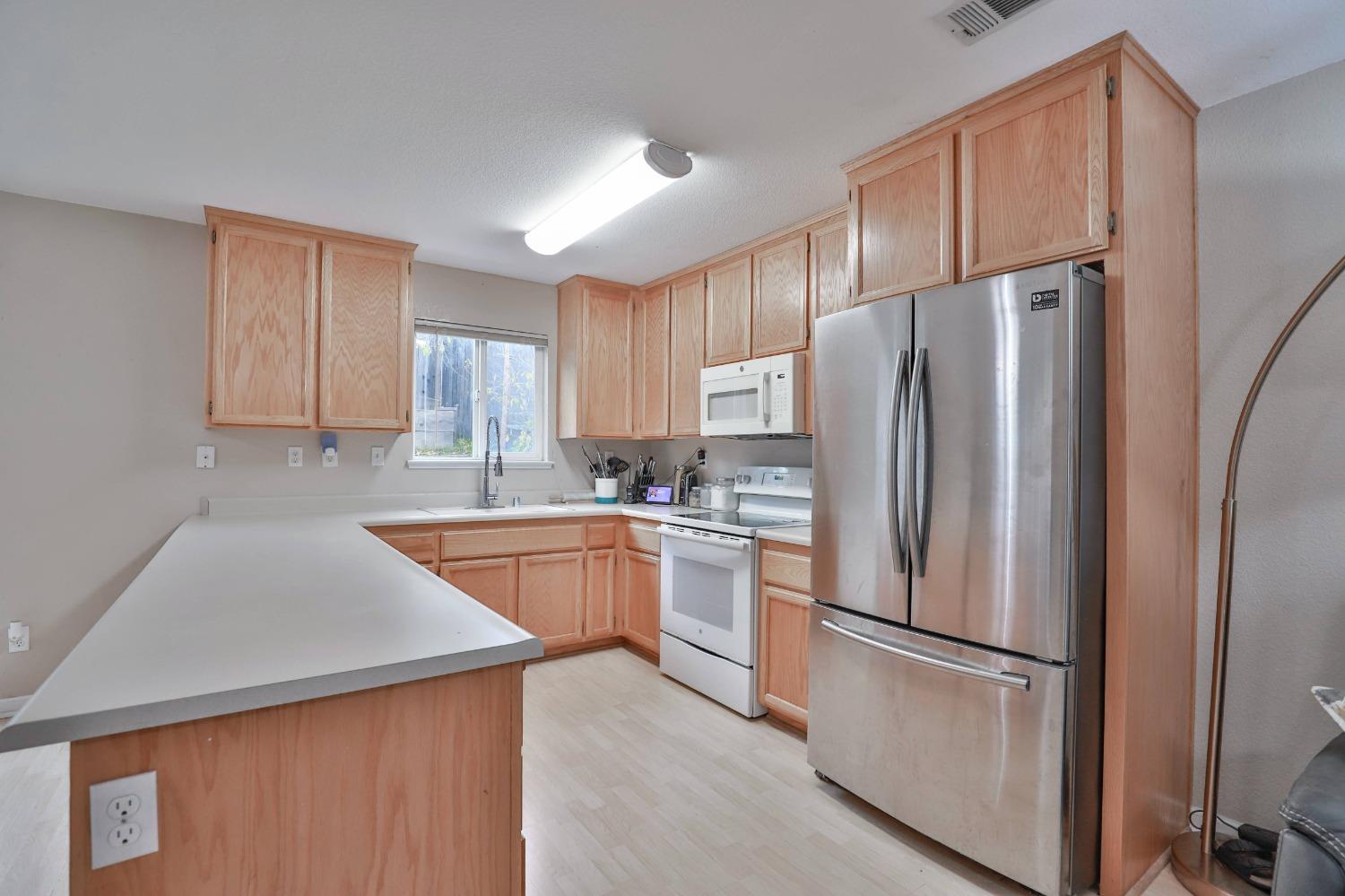 3008 Courtside Drive