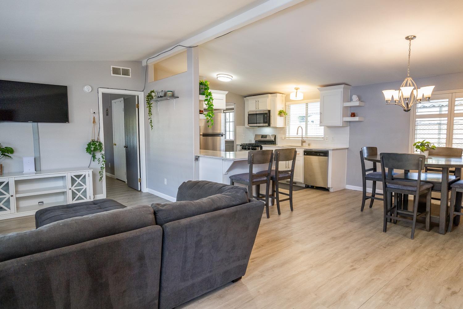 1130 White Rock Road 108