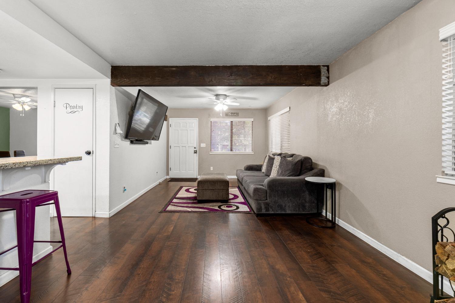 5415 Buttercup Drive