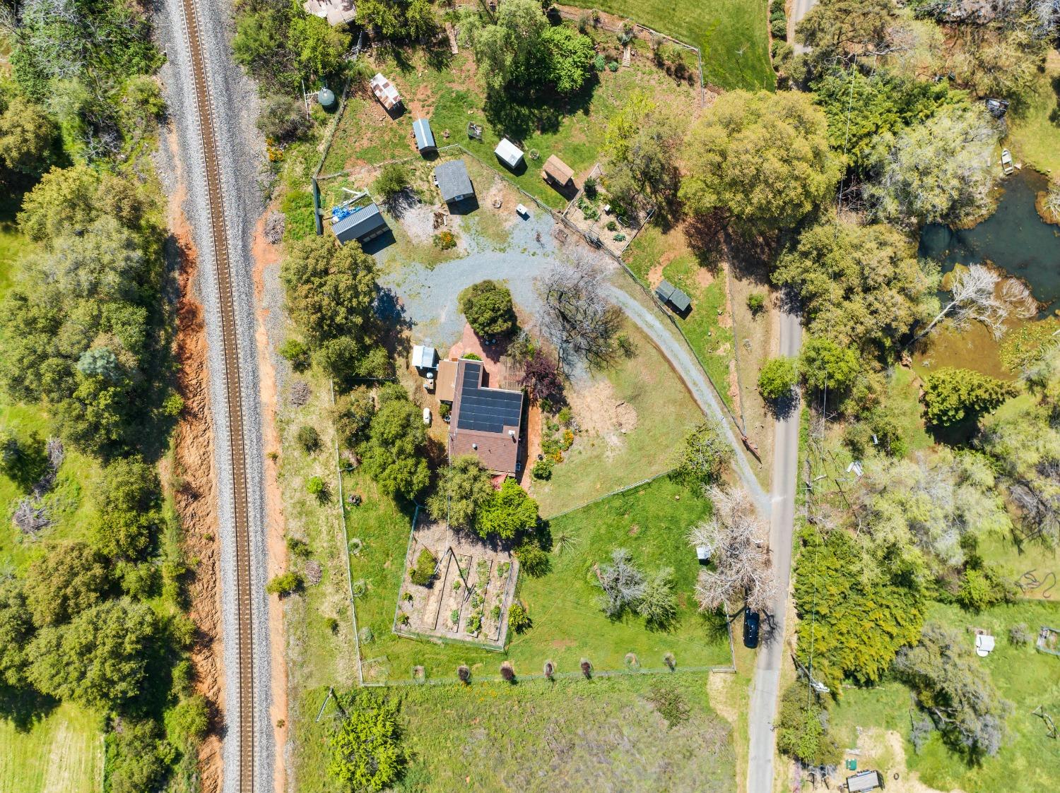 1900 Valley Vista Lane