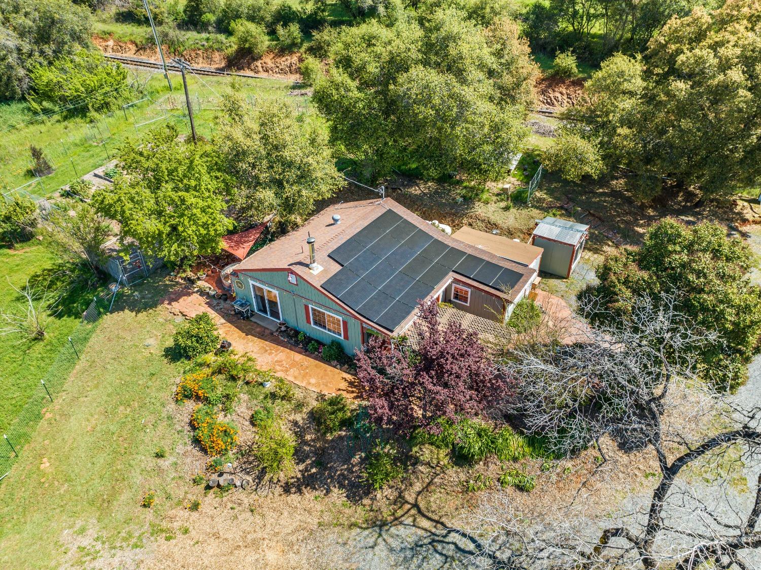 1900 Valley Vista Lane