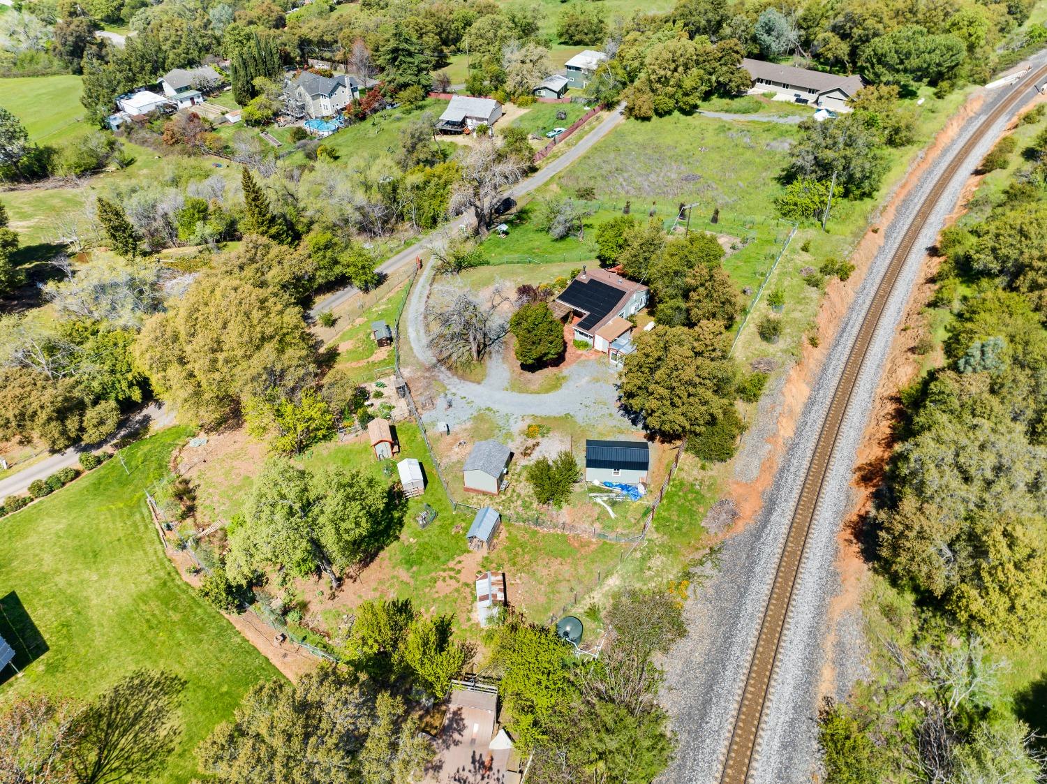 1900 Valley Vista Lane