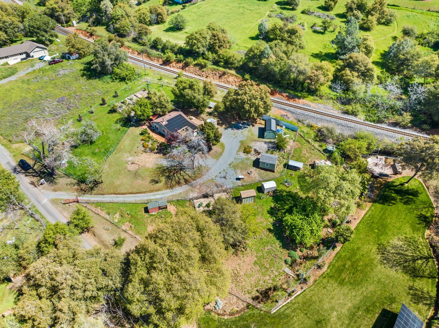 1900 Valley Vista Lane