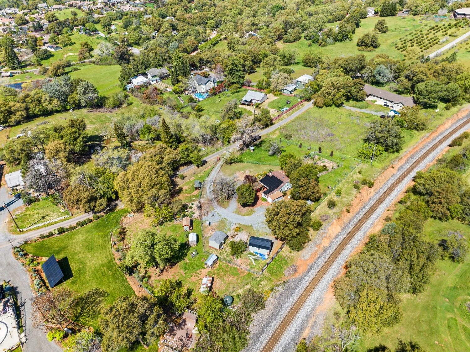 1900 Valley Vista Lane