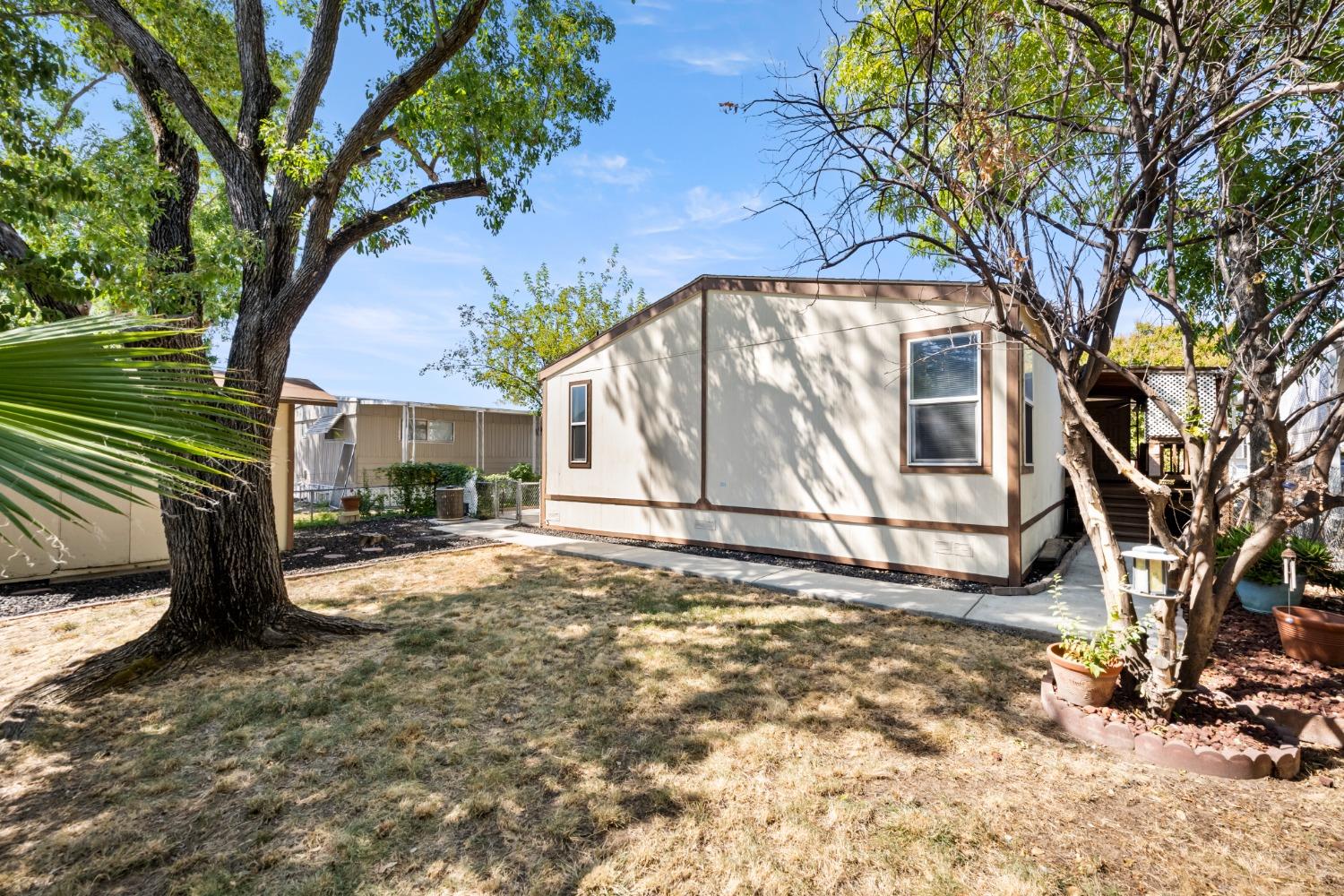 5040 Jackson Street 40