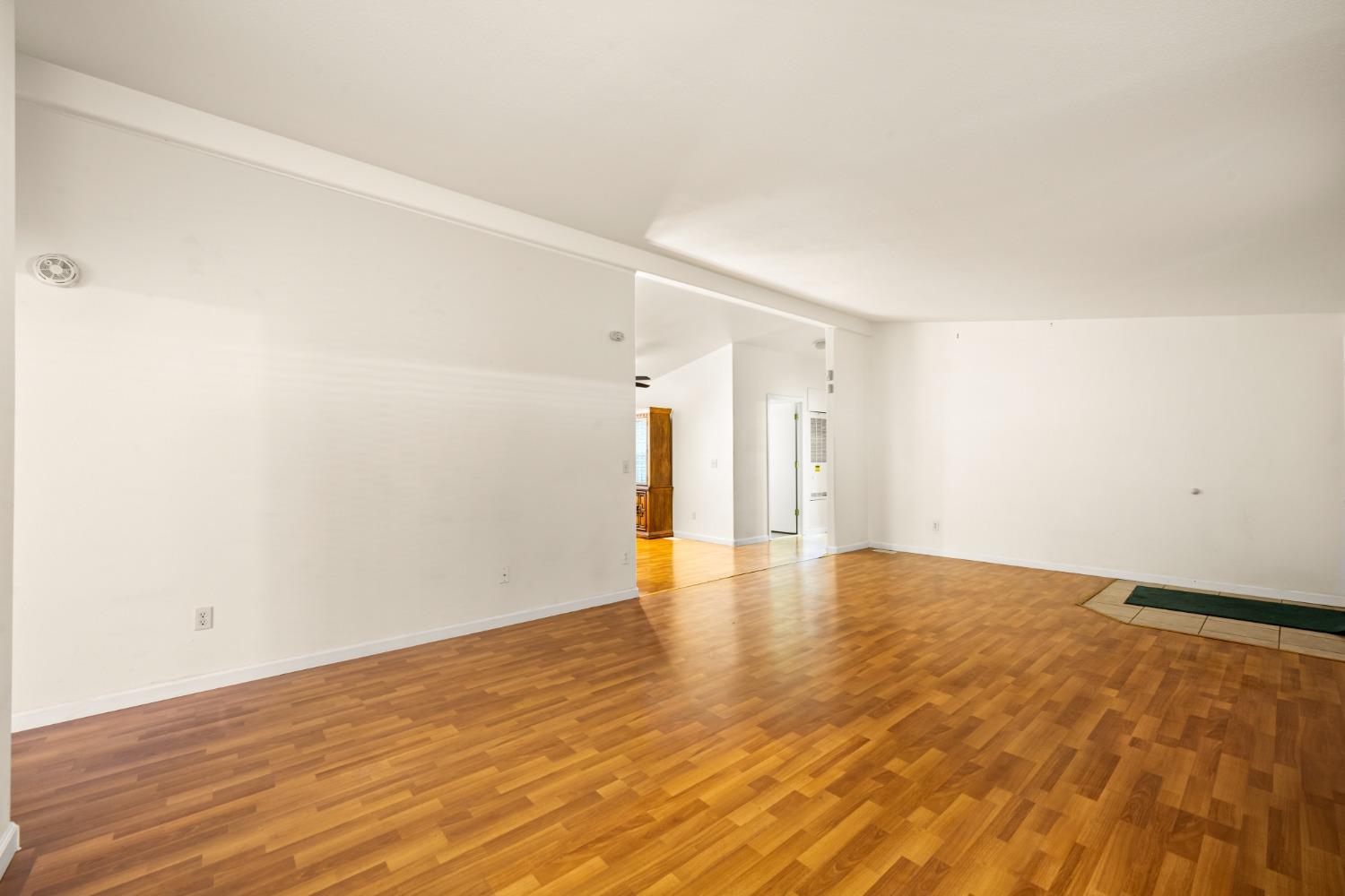 5040 Jackson Street 40