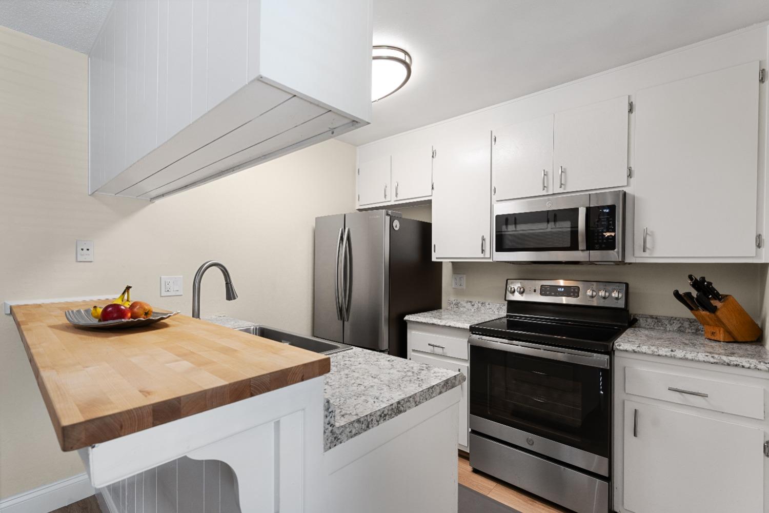 5122 Rhode Island Drive 1