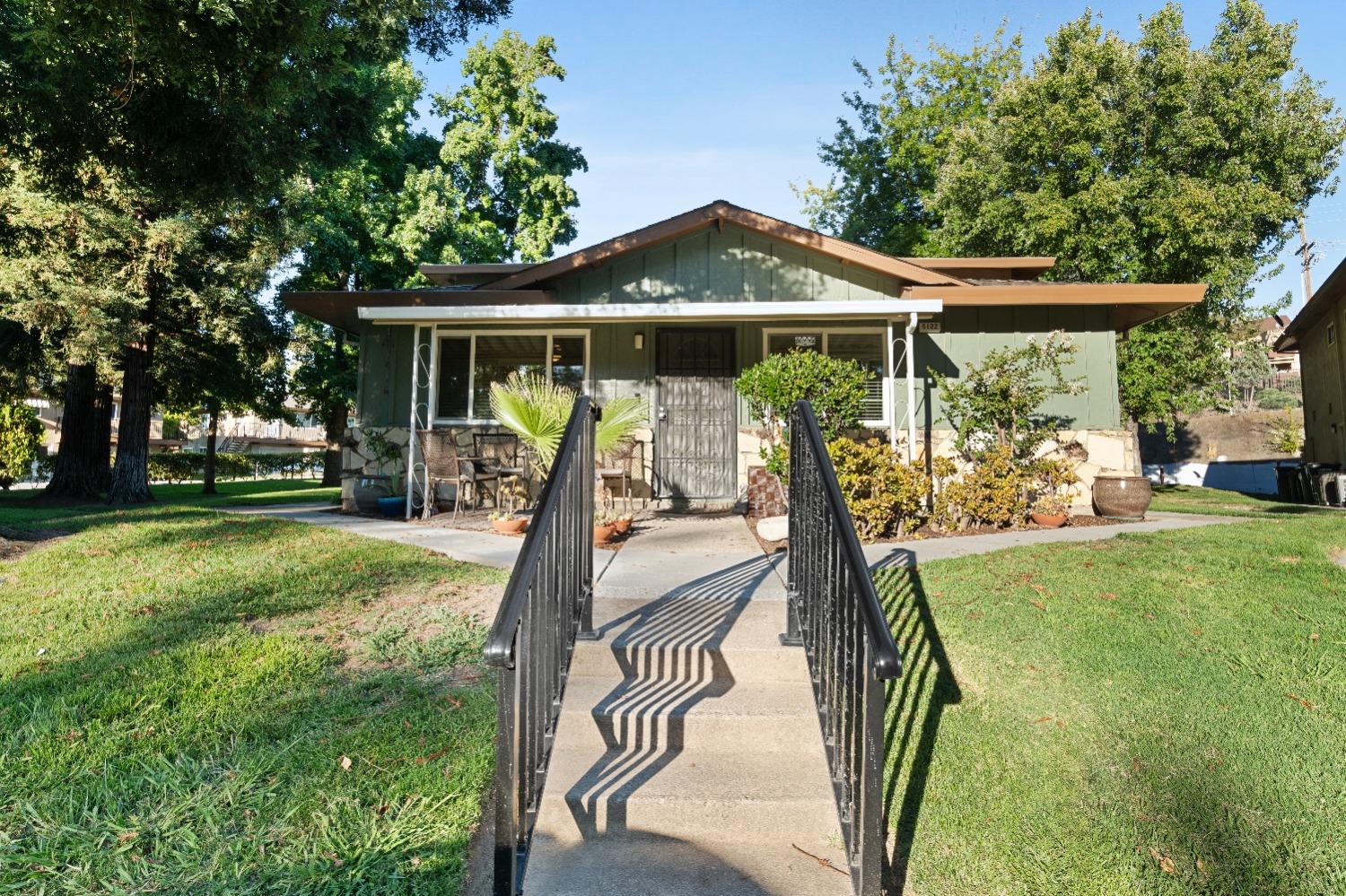 5122 Rhode Island Drive 1