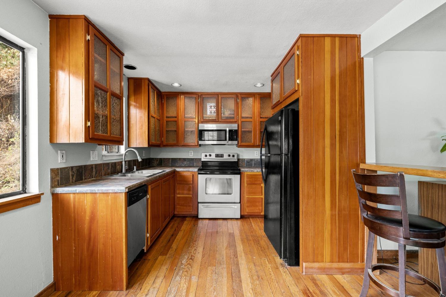 868 Reservoir Street