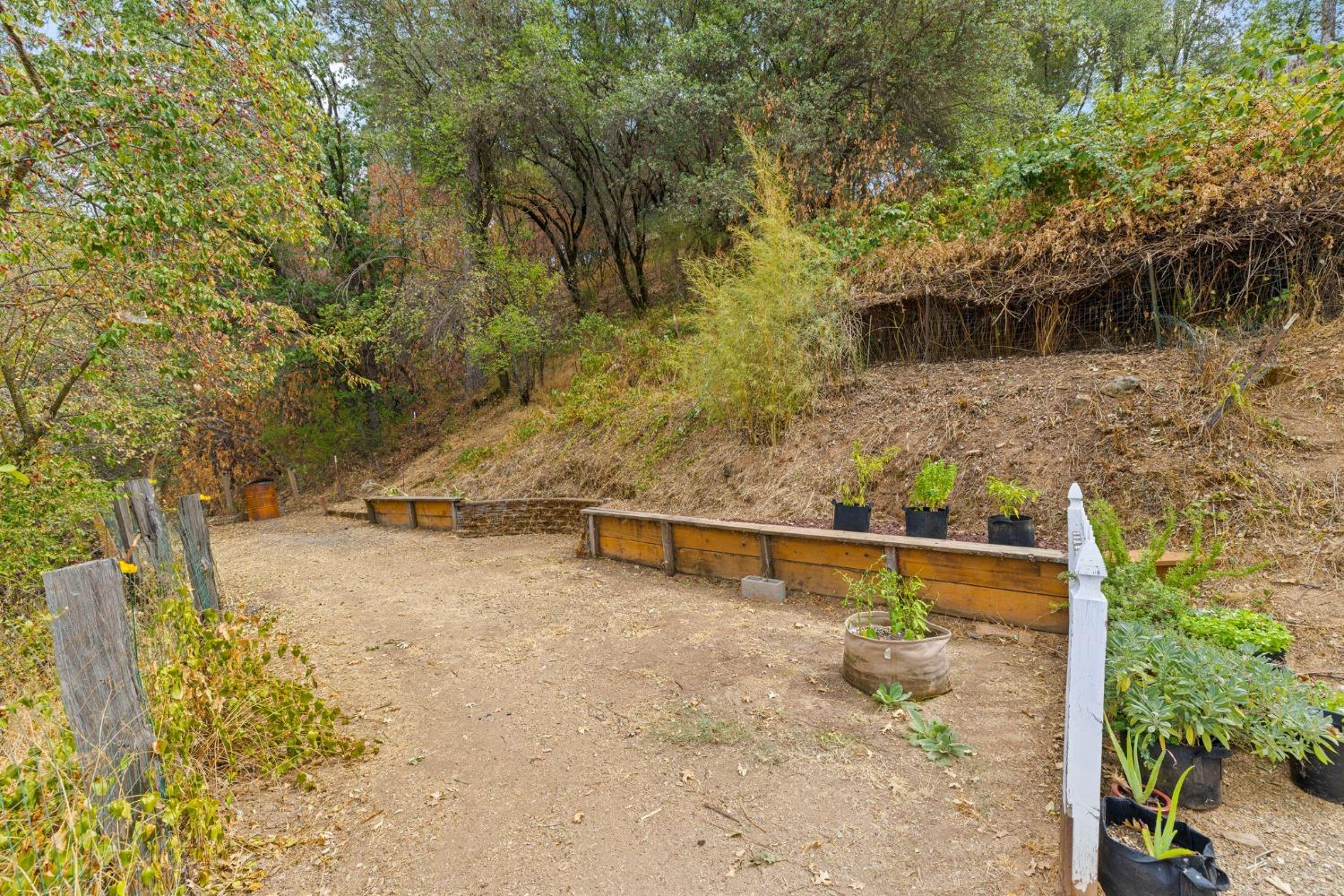 868 Reservoir Street