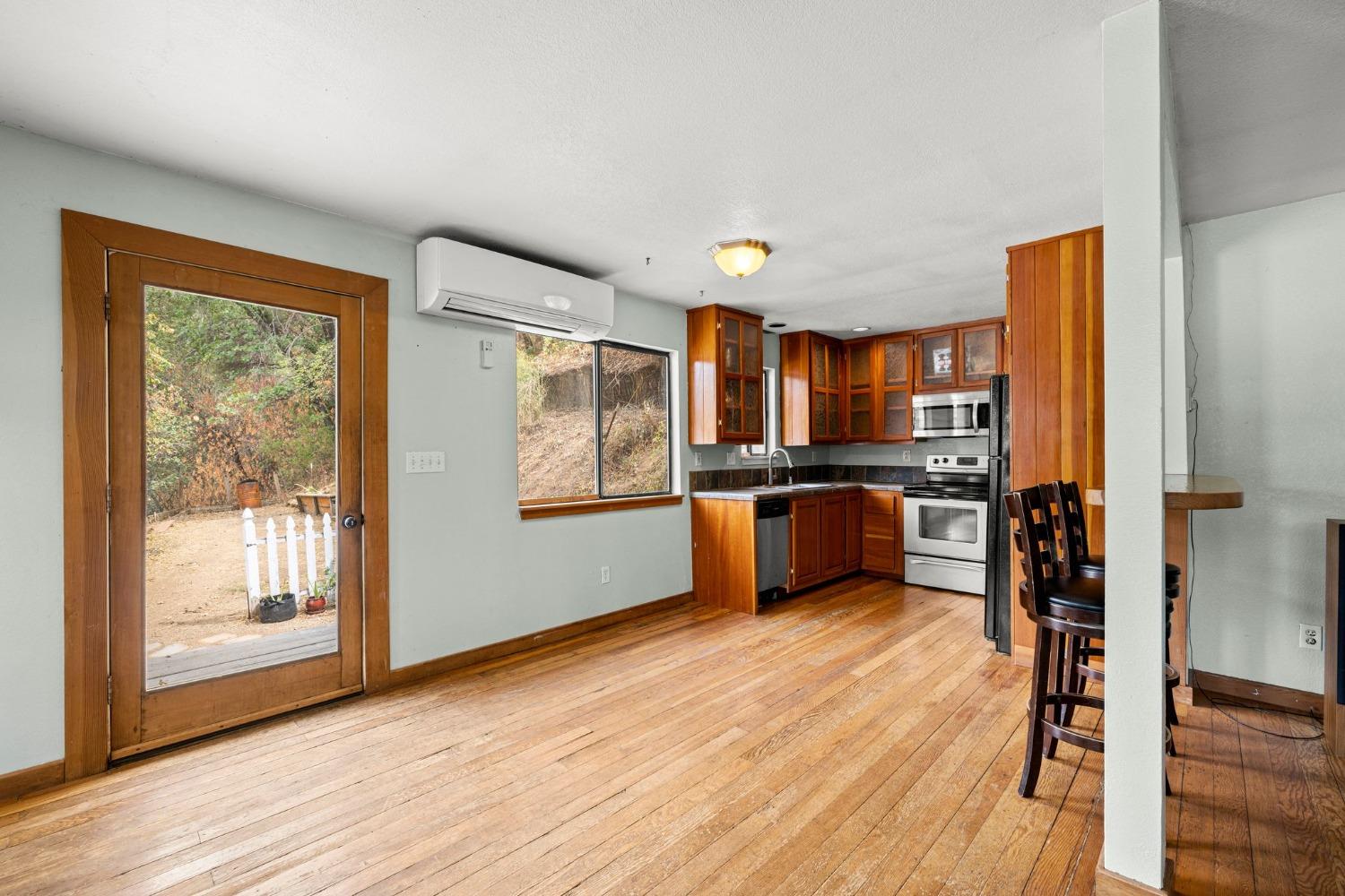 868 Reservoir Street