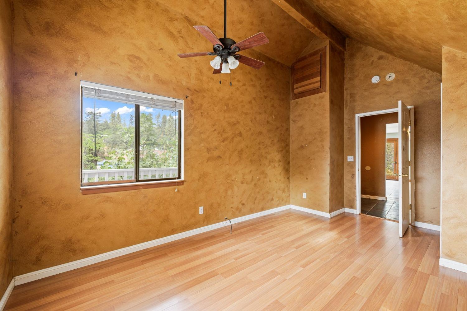 868 Reservoir Street