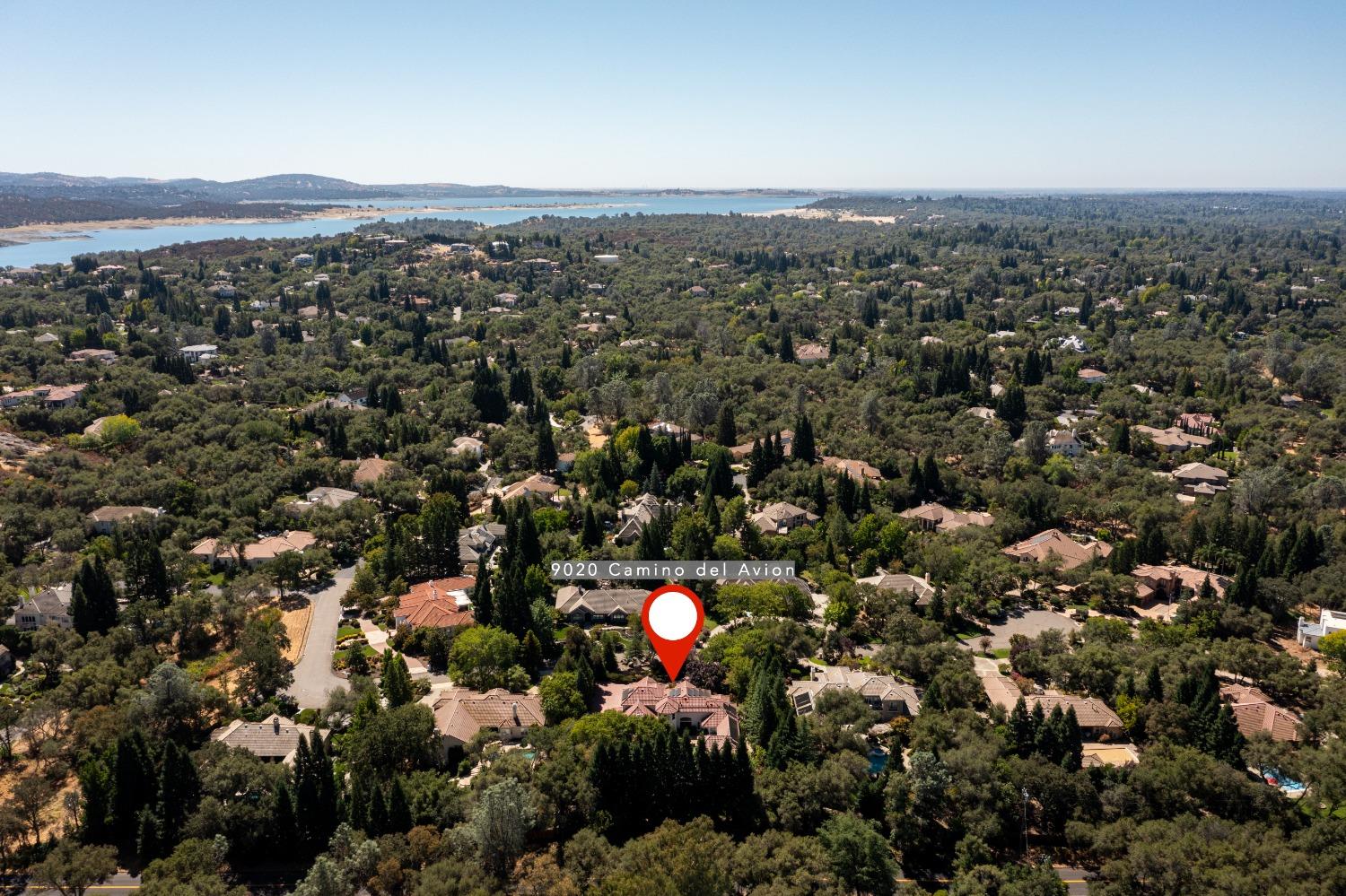 9020 Camino Del Avion