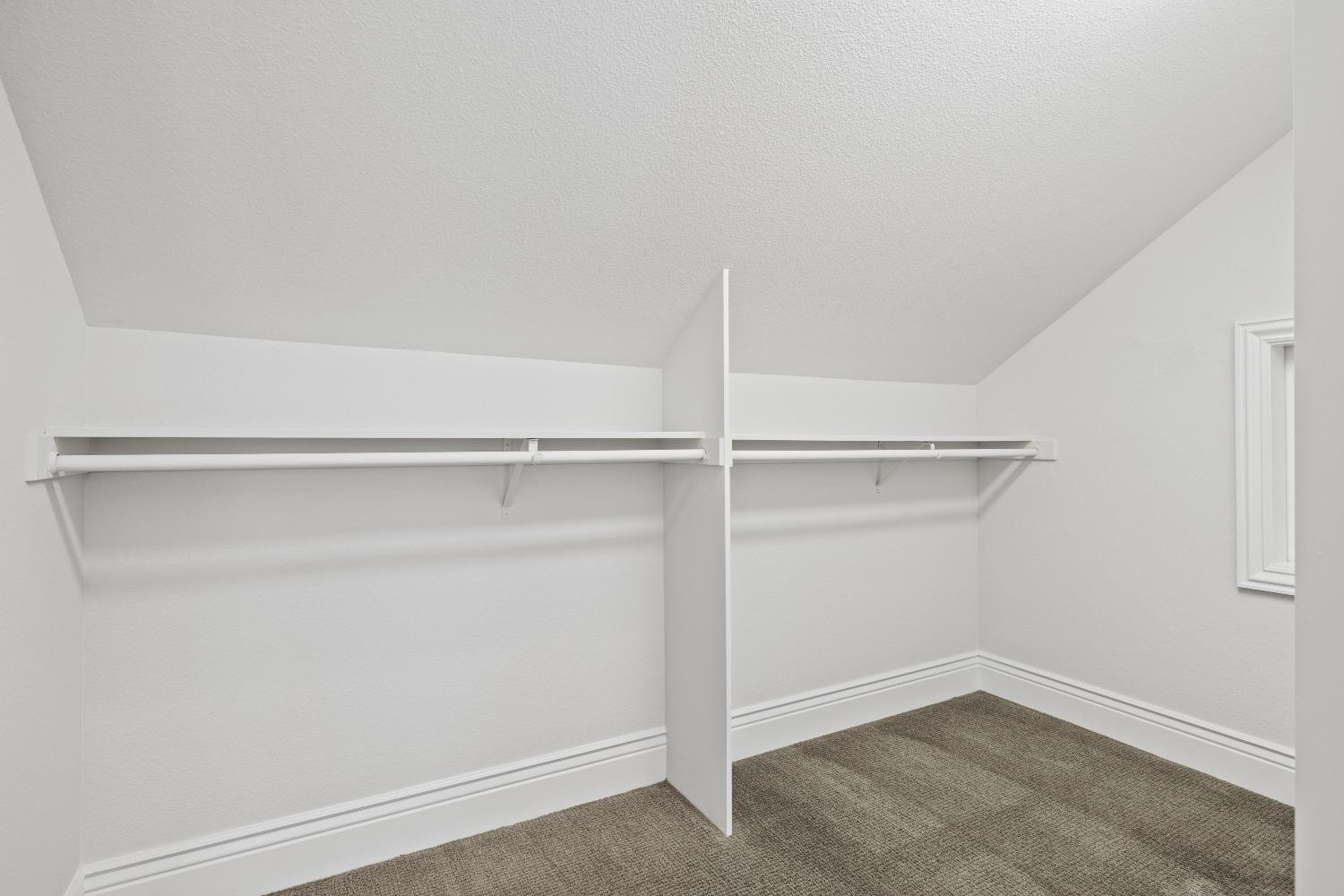 9020 Camino Del Avion