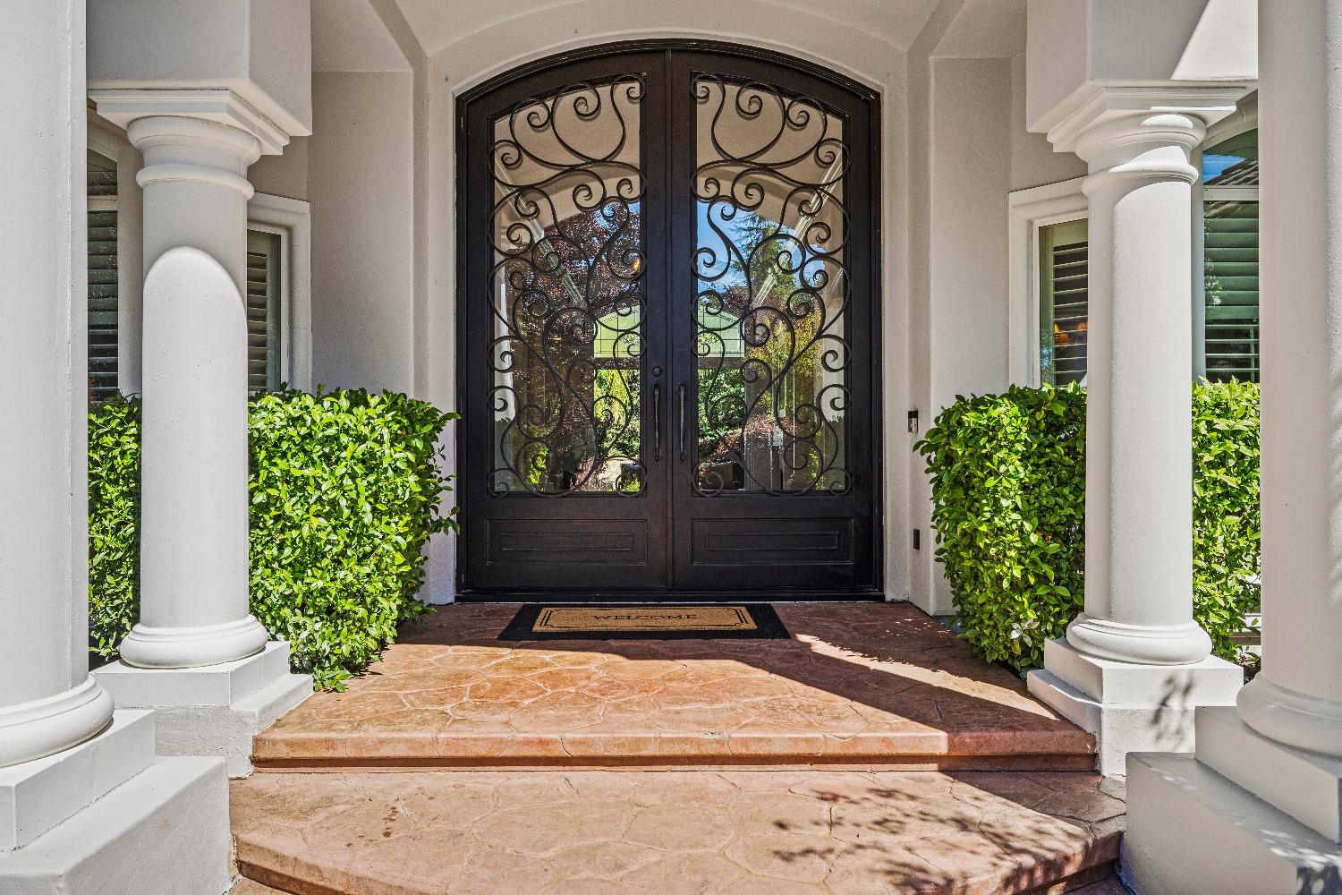 9020 Camino Del Avion