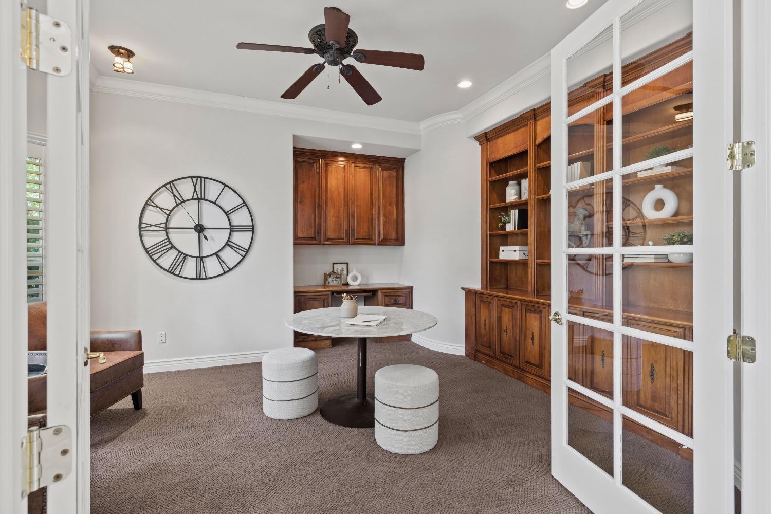 9020 Camino Del Avion