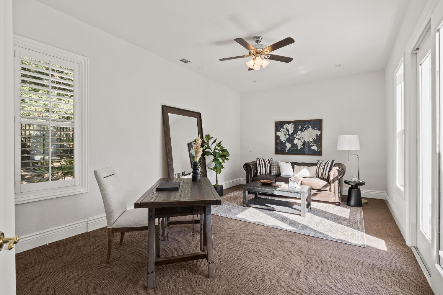 9020 Camino Del Avion