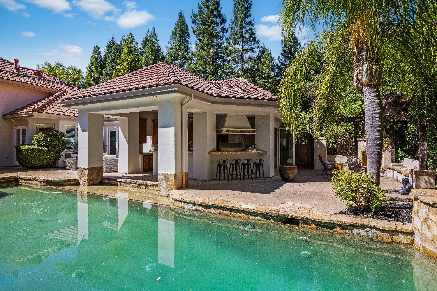 9020 Camino Del Avion