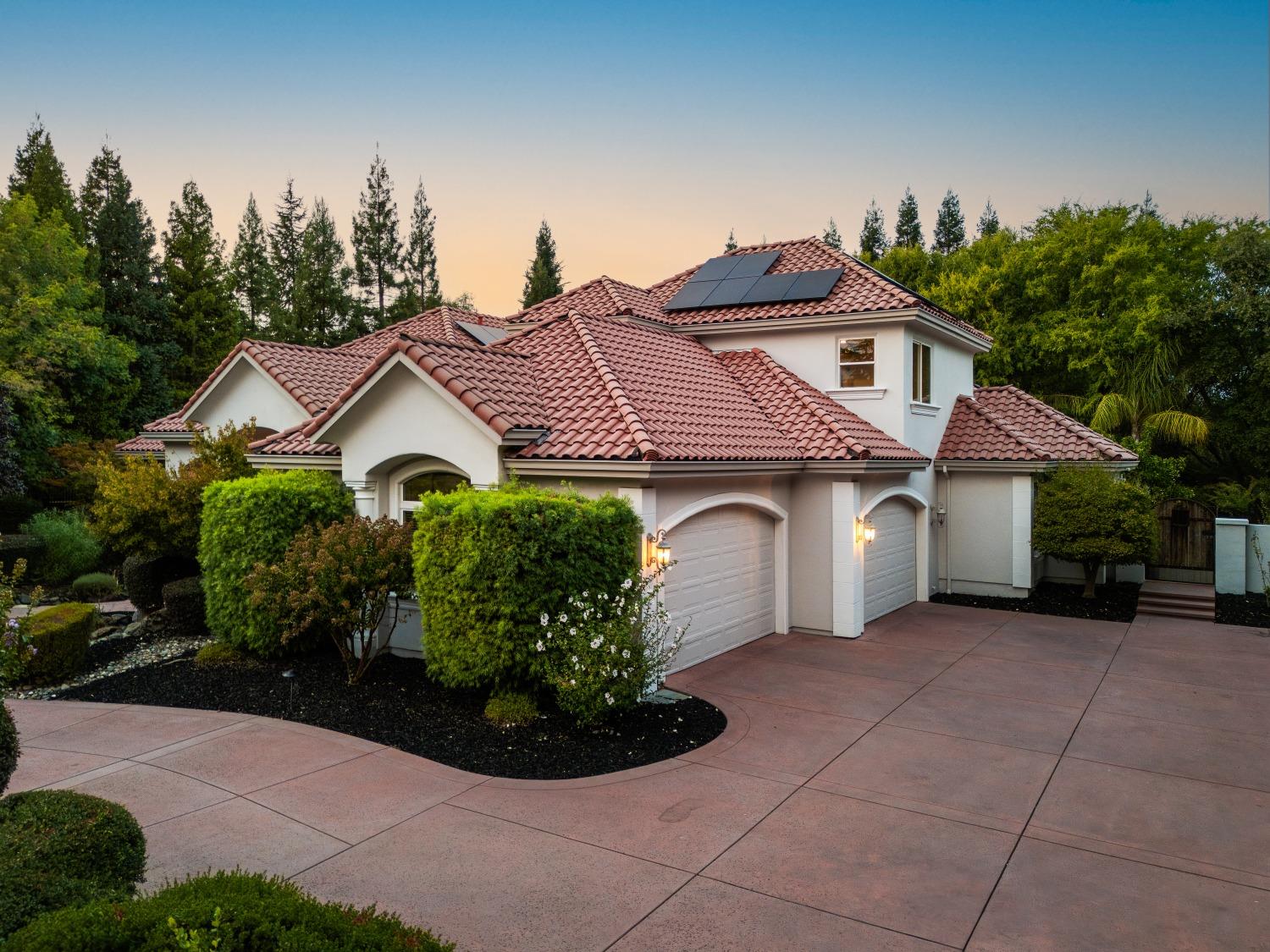 9020 Camino Del Avion