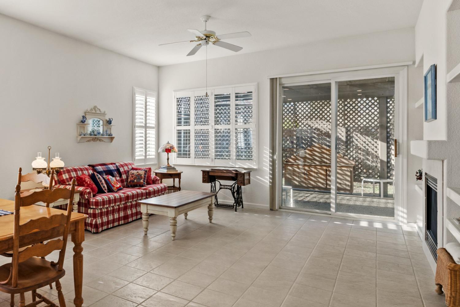 2305 Leonardo Street