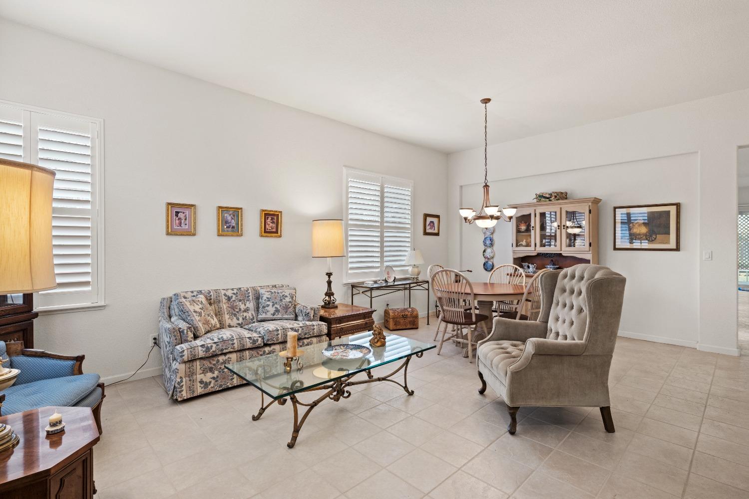 2305 Leonardo Street