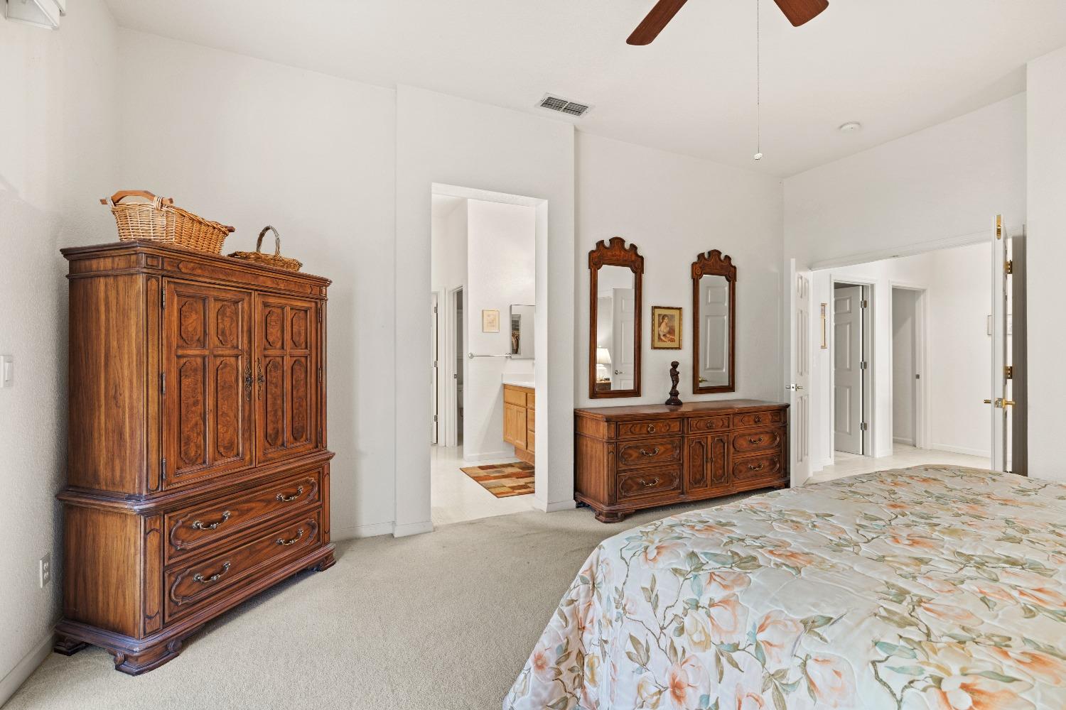 2305 Leonardo Street