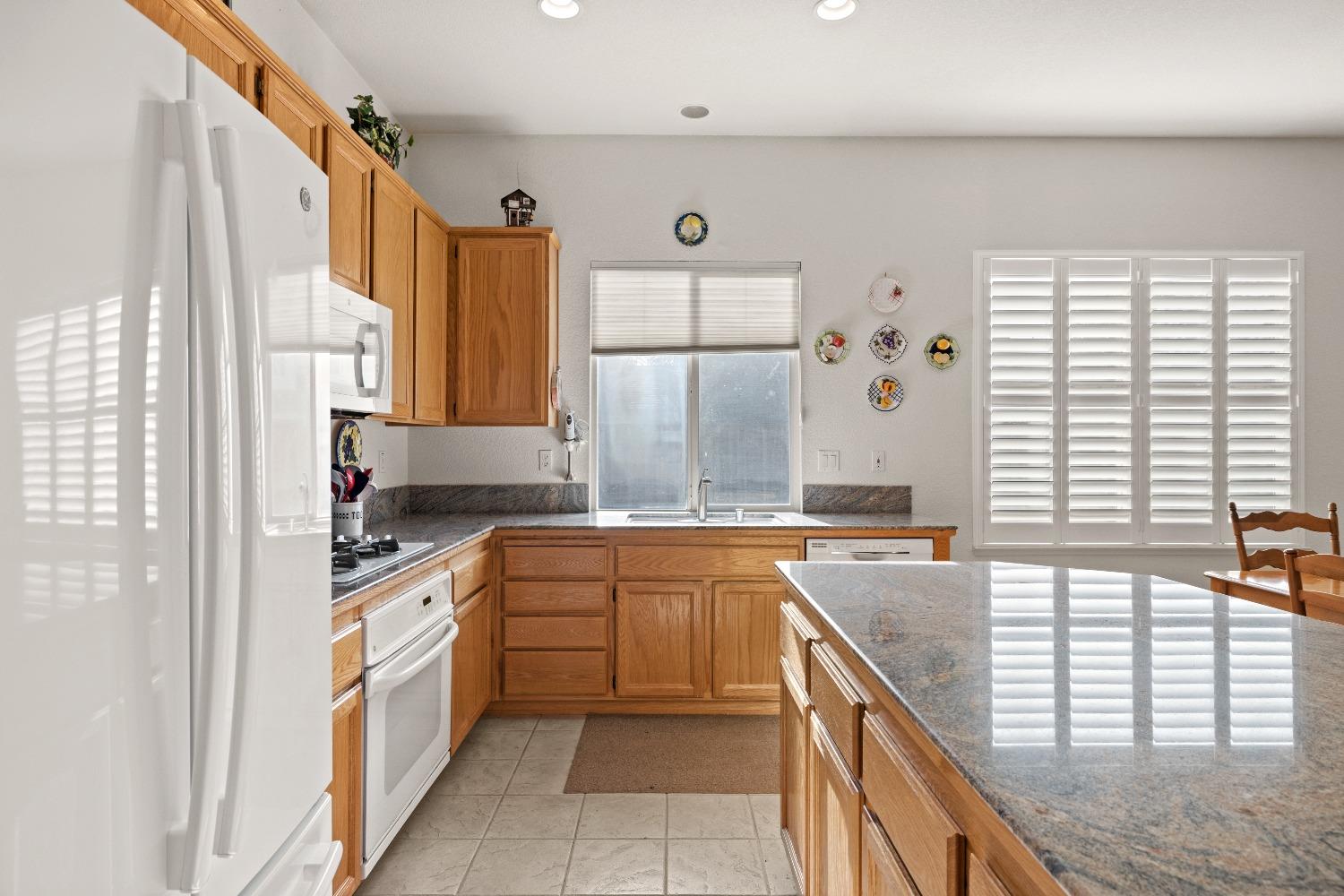 2305 Leonardo Street