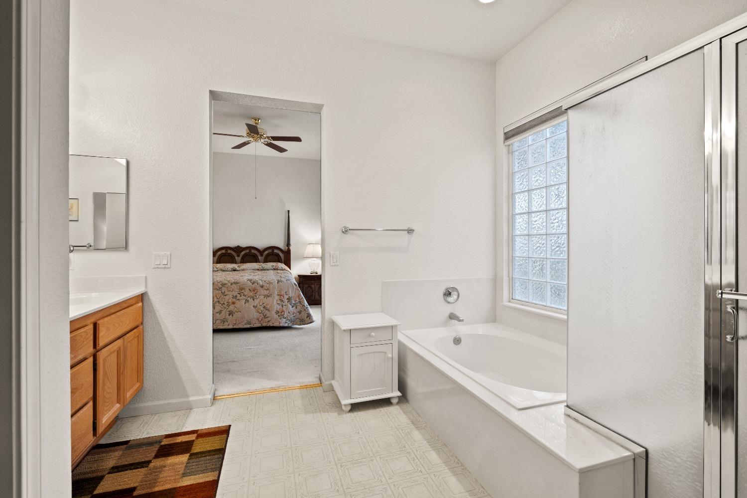 2305 Leonardo Street