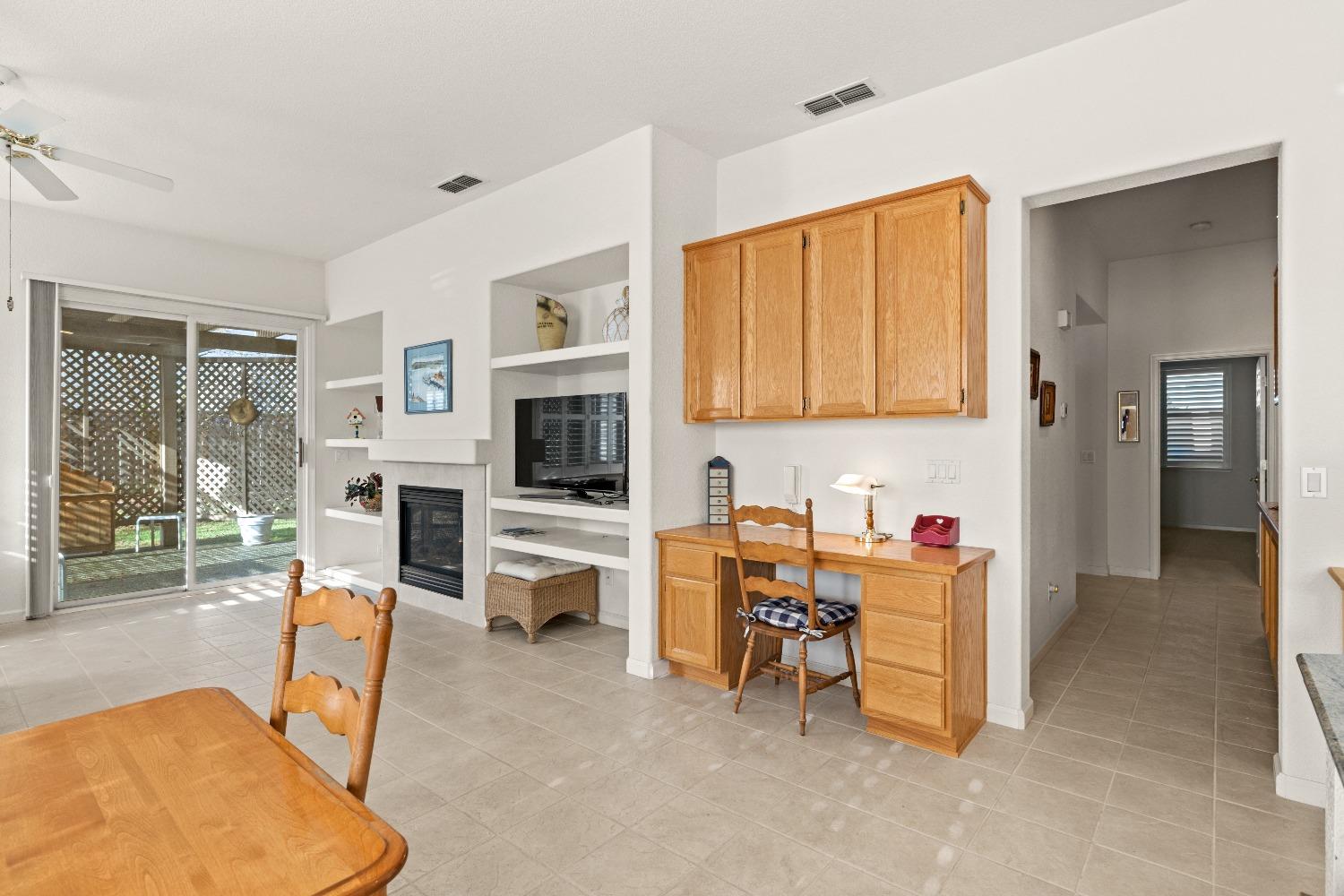 2305 Leonardo Street