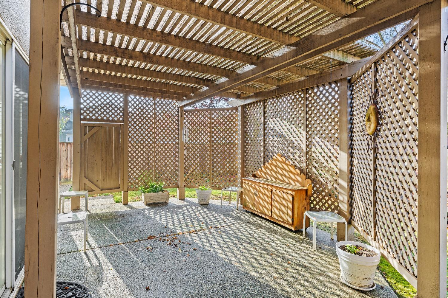 2305 Leonardo Street