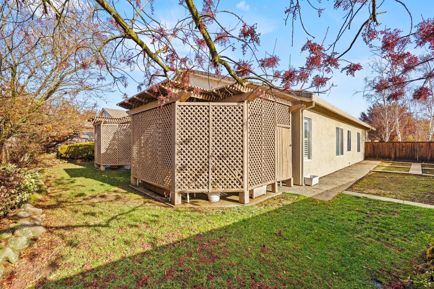 2305 Leonardo Street