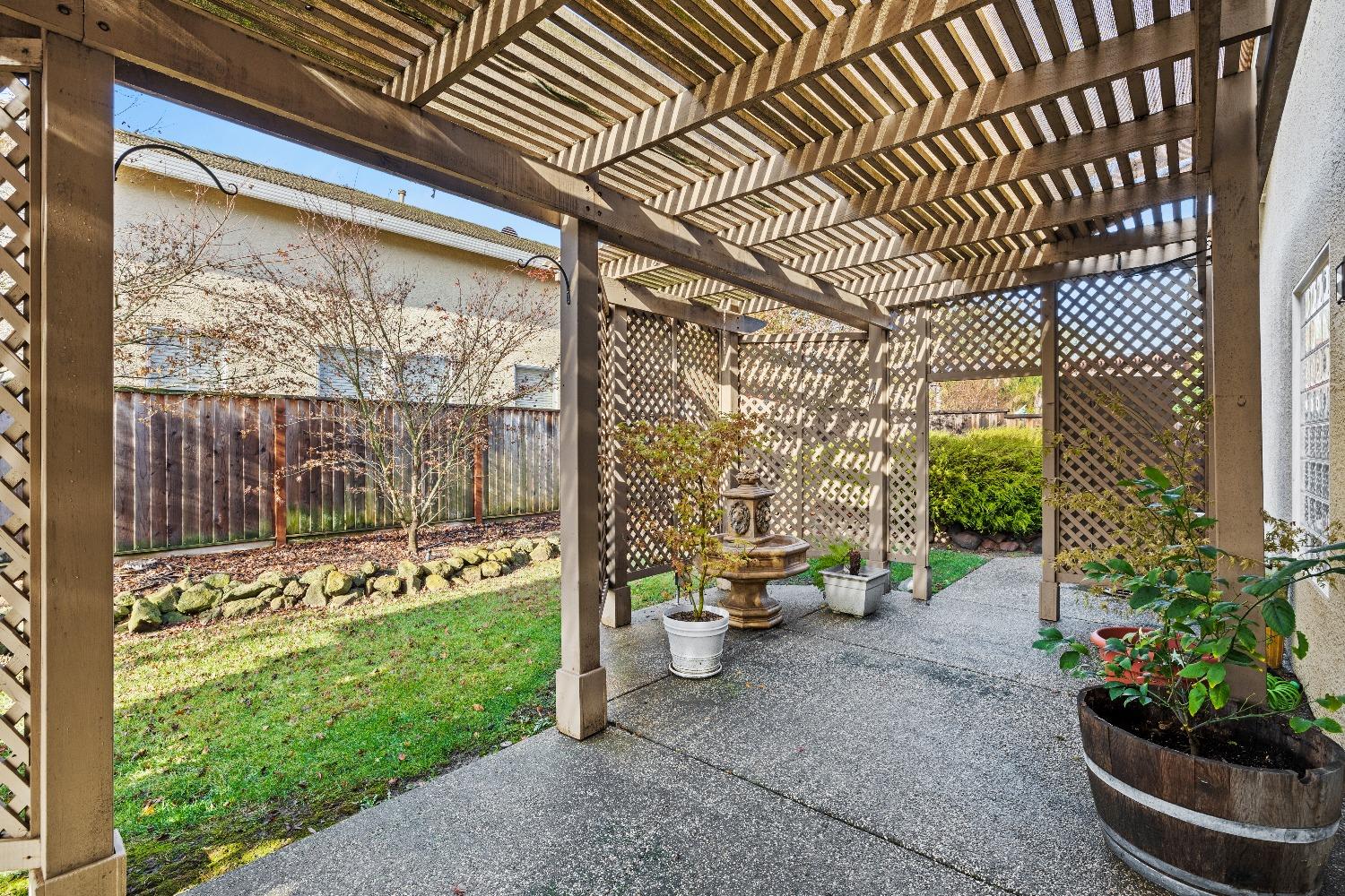 2305 Leonardo Street