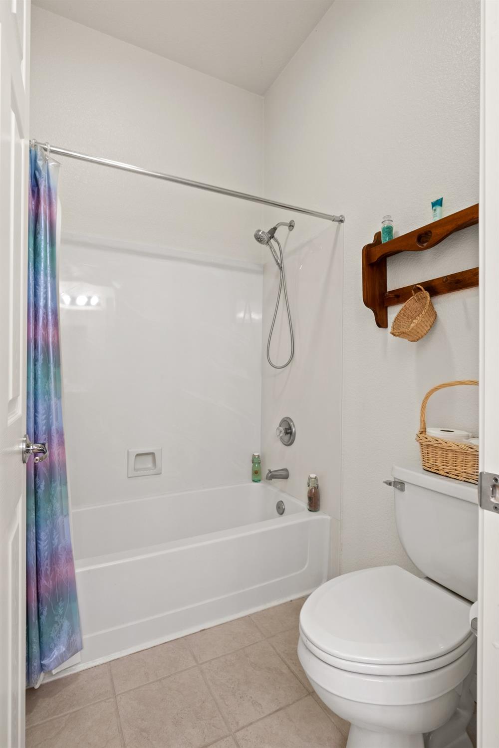 2305 Leonardo Street