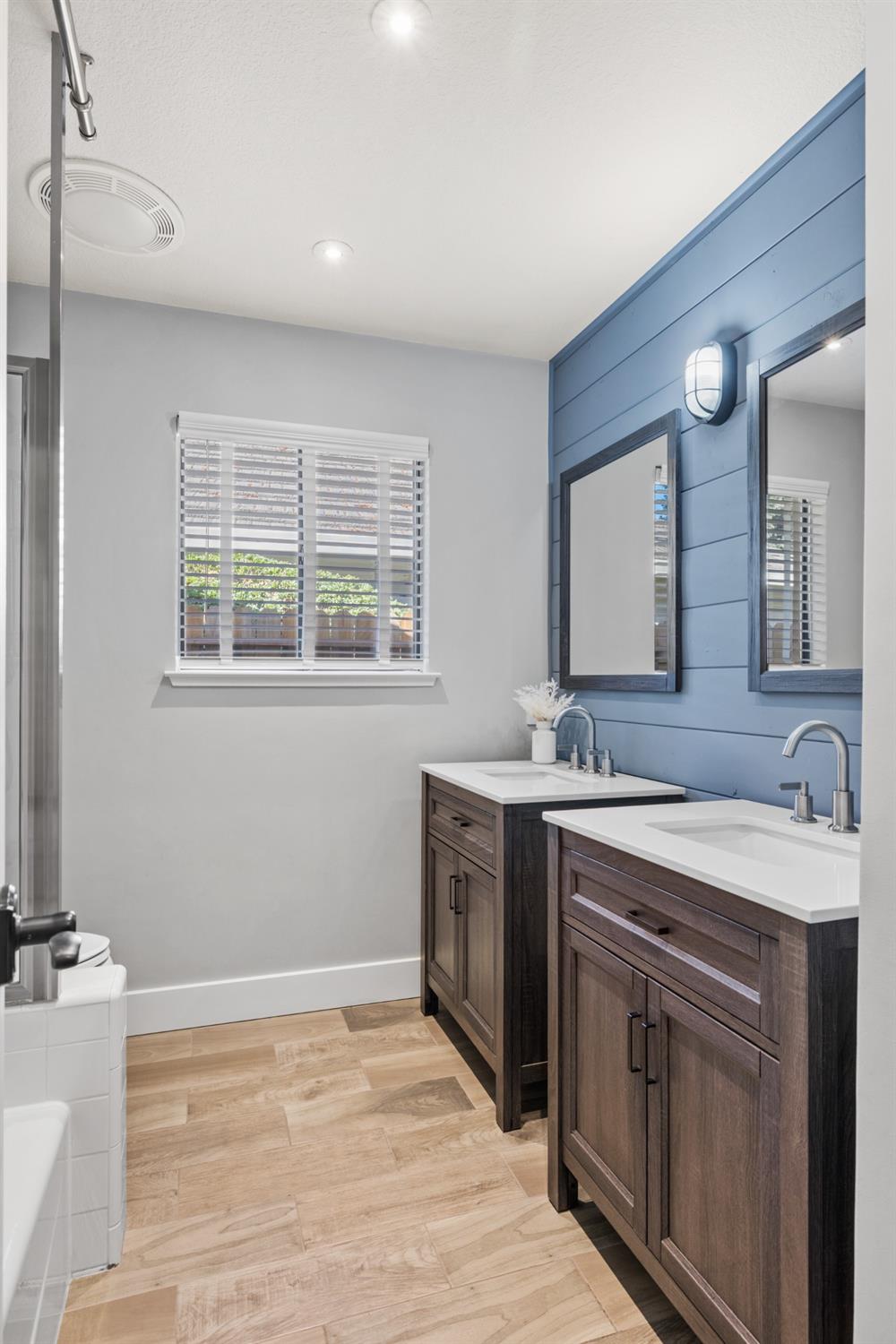 11853 Prospect Hill Drive