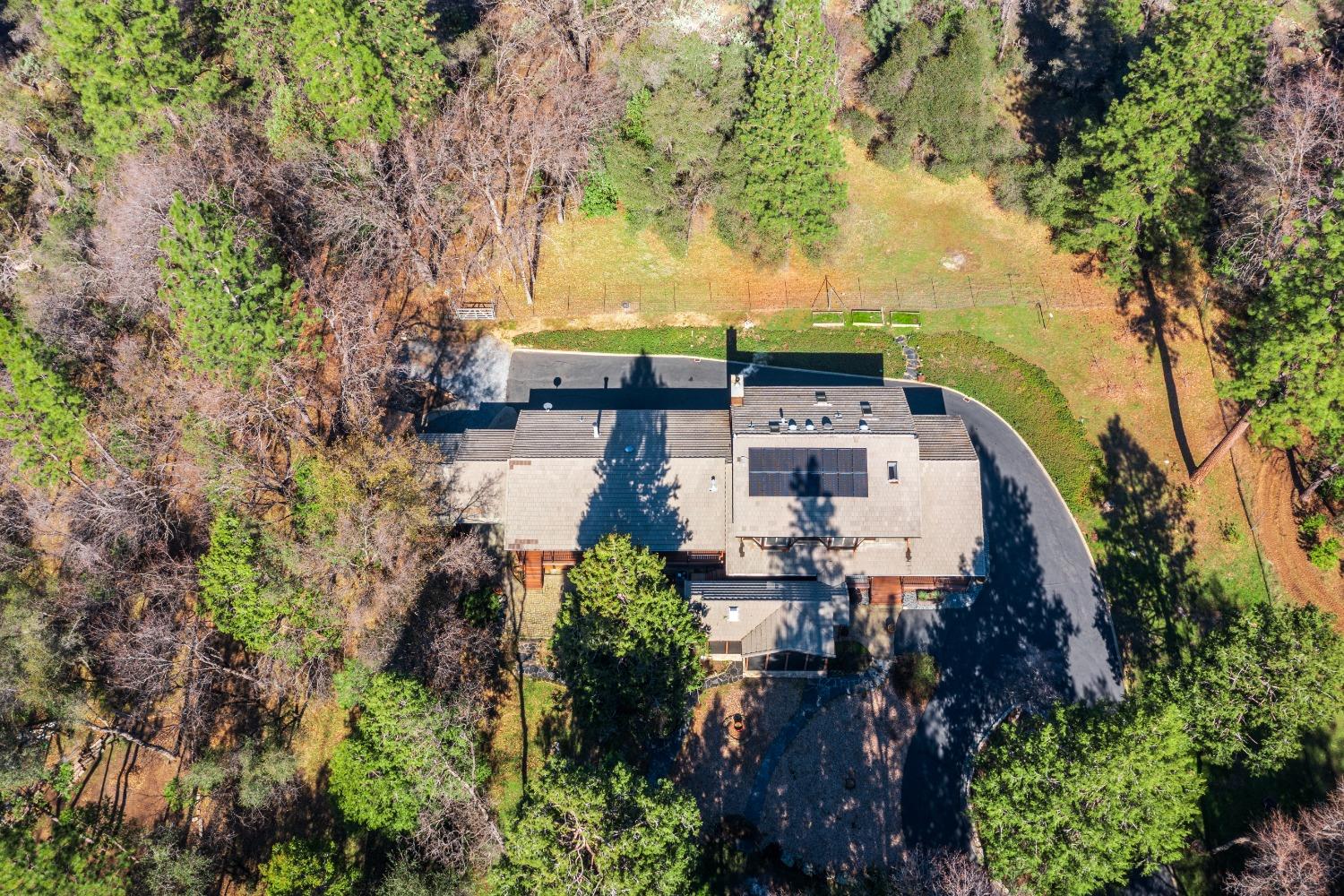 2689 Ivy Knoll Drive