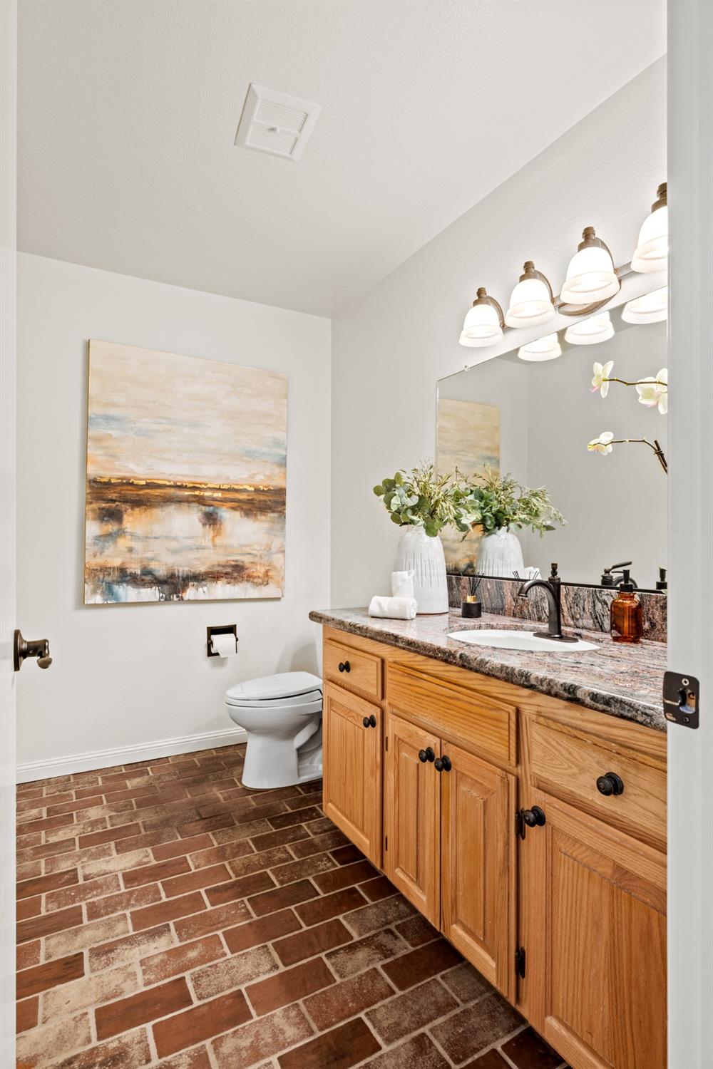 2689 Ivy Knoll Drive