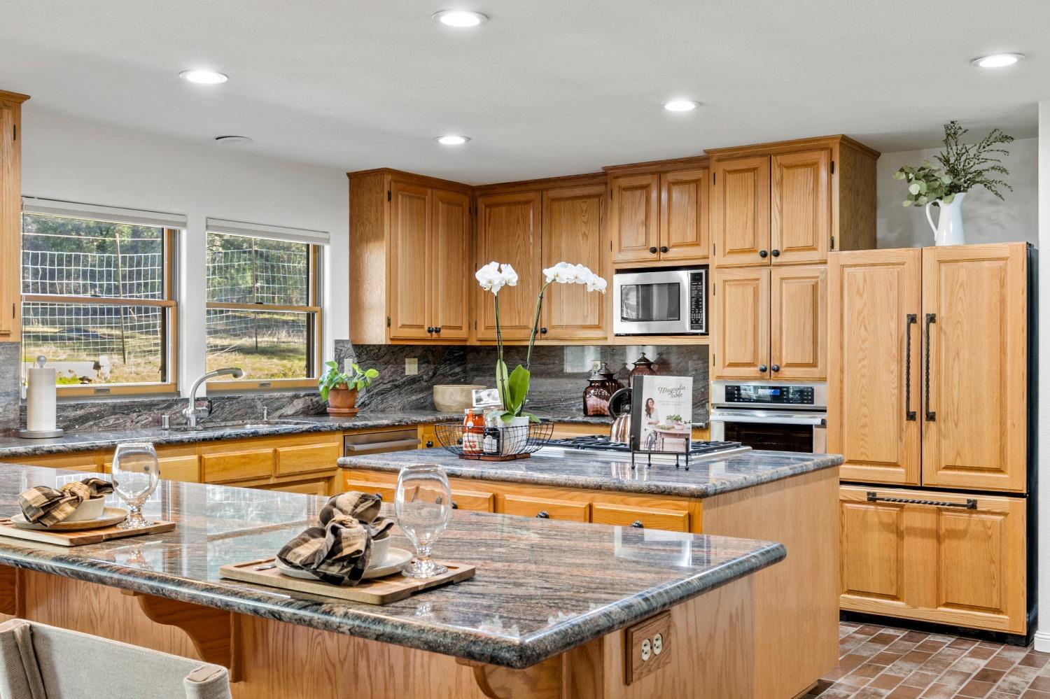 2689 Ivy Knoll Drive