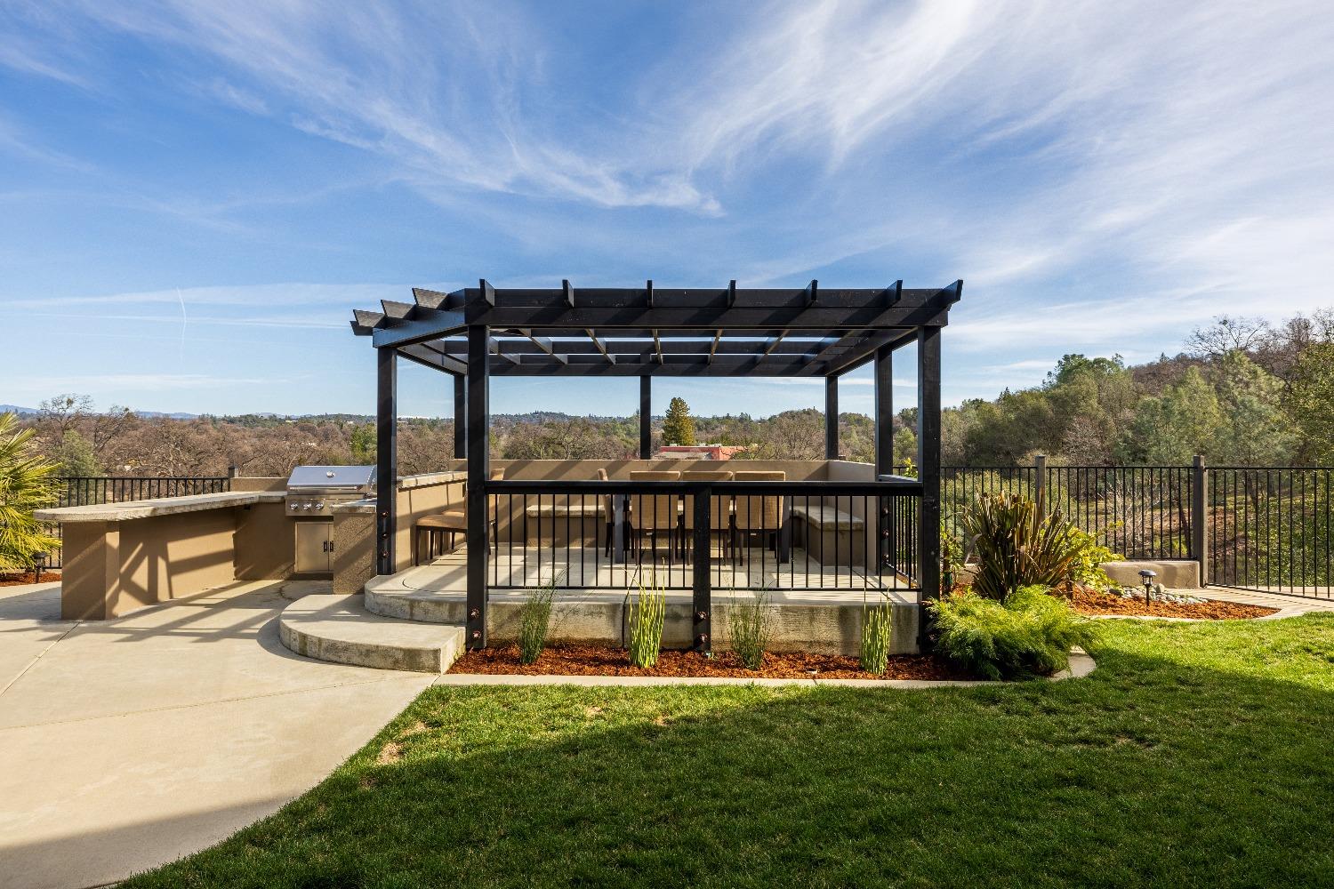 2437 Chantrelle Court