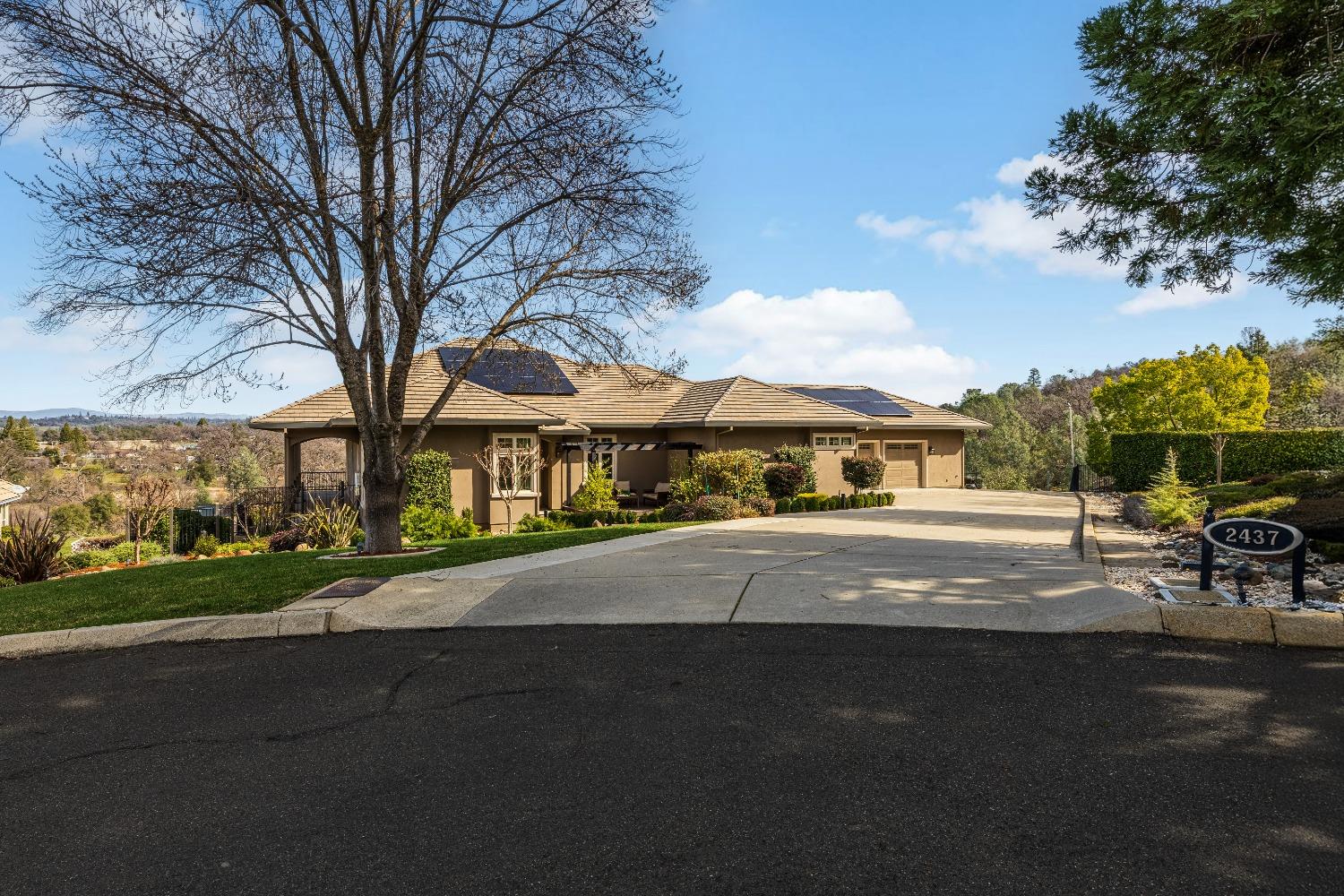 2437 Chantrelle Court