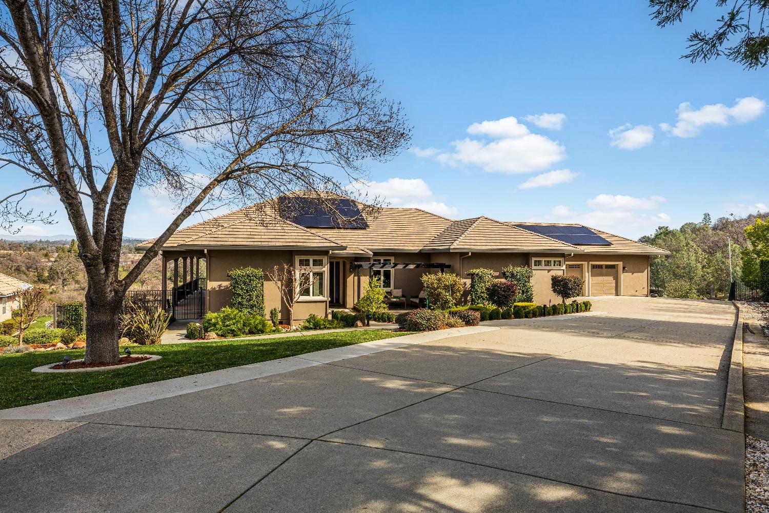 2437 Chantrelle Court