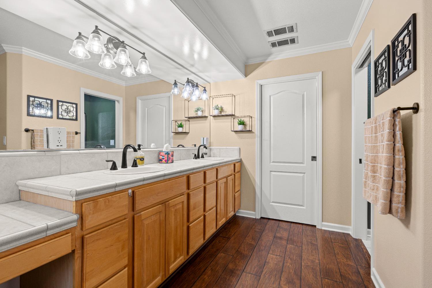 1044 Diamante Robles Court