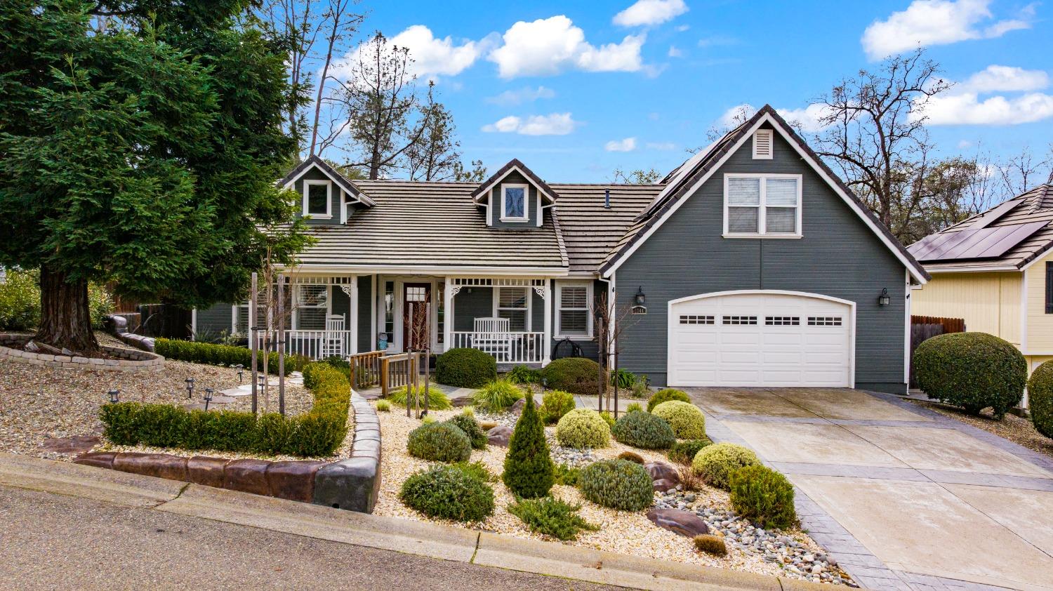 1044 Diamante Robles Court