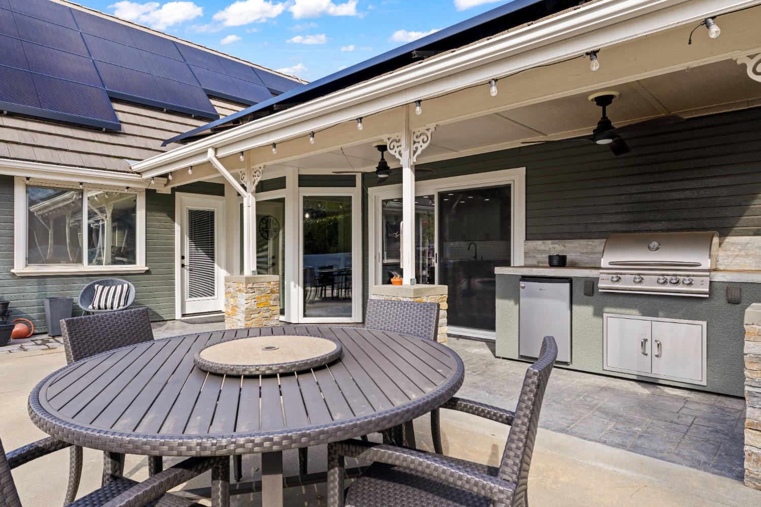 1044 Diamante Robles Court