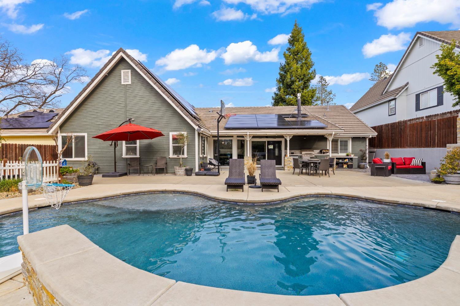 1044 Diamante Robles Court