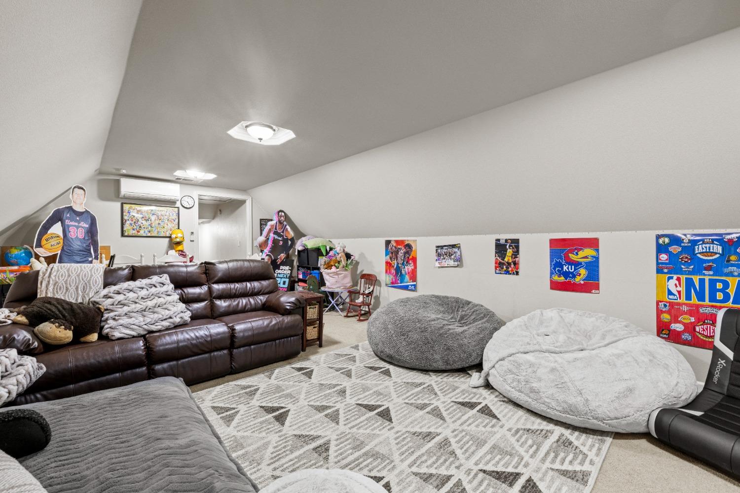 1044 Diamante Robles Court