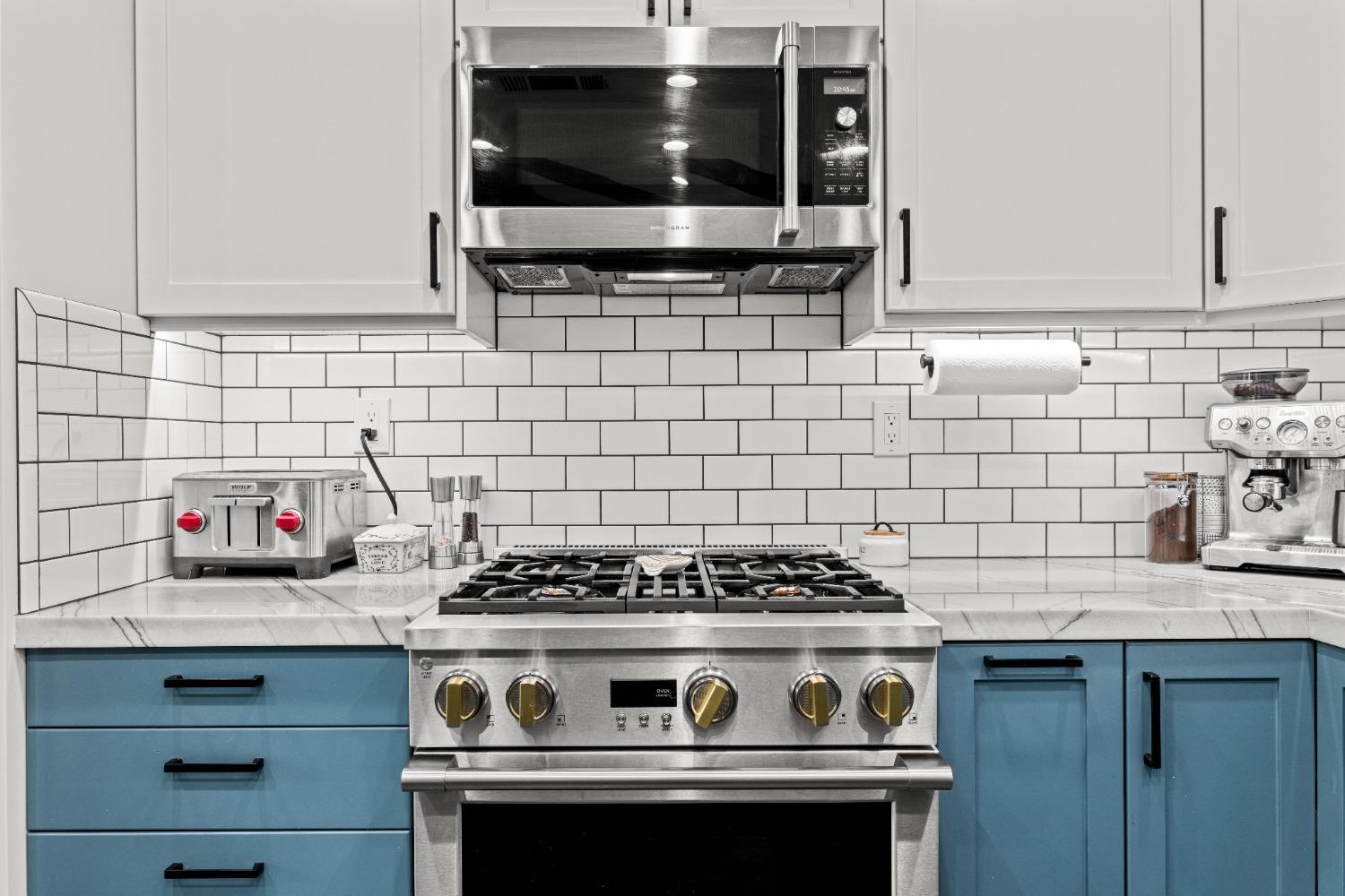 1044 Diamante Robles Court