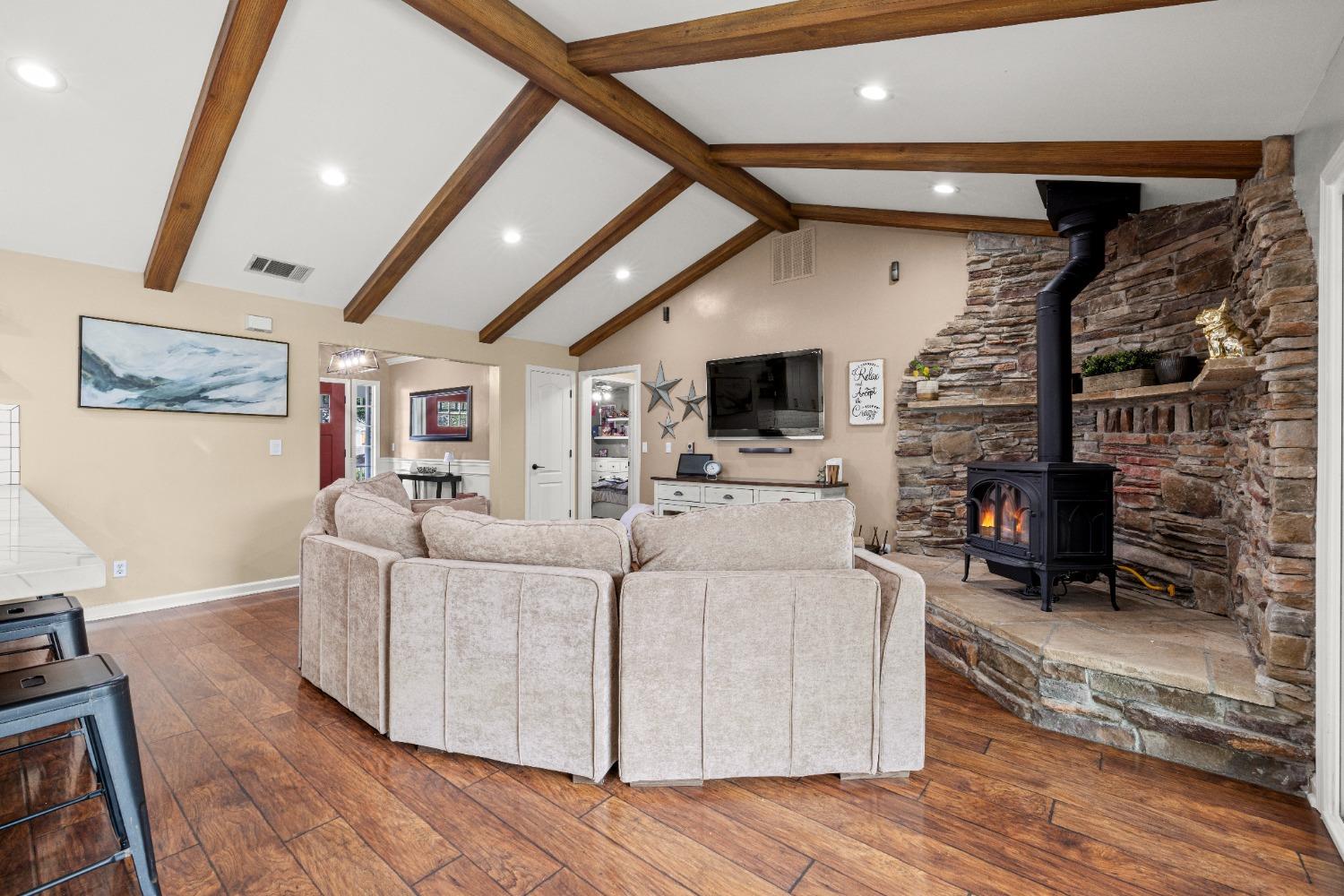 1044 Diamante Robles Court